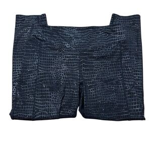 PINK Victoria's Secret Black Textured crocodile print Leggings